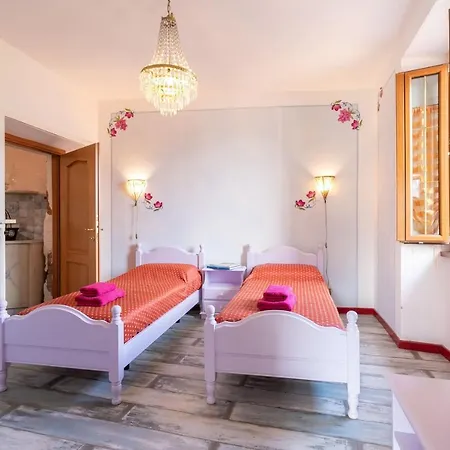 Azalea&glicine By Halldis *