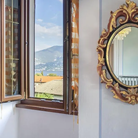 Azalea&glicine By Halldis Cadenabbia