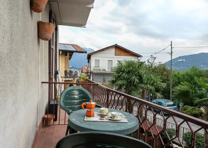 Azalea&glicine By Halldis * Cadenabbia